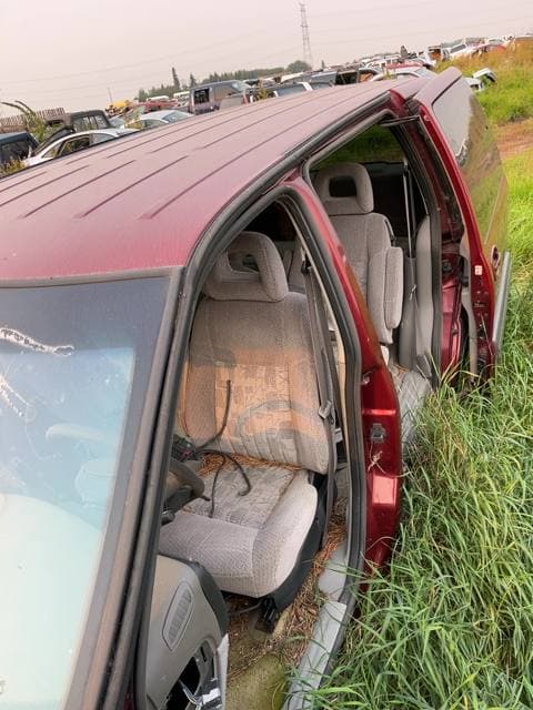 2000 Pontiac Montana/ Sv6 Apv