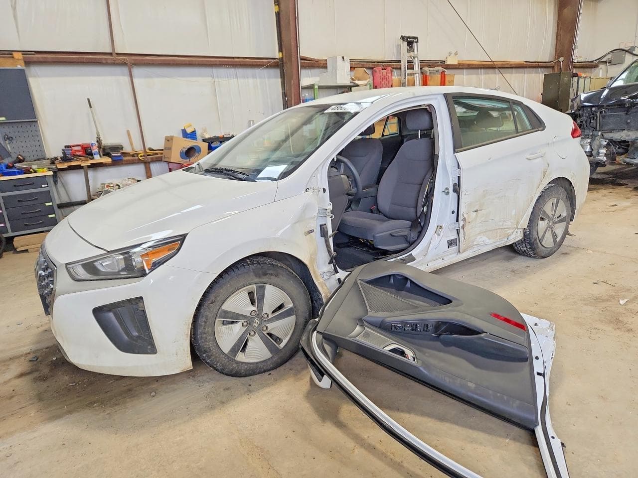 2020 Hyundai Ioniq SE
