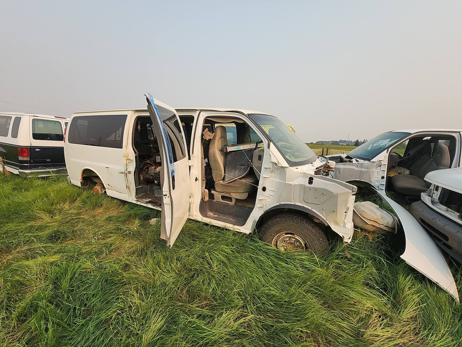 2003 GMC Savana 3500 (1 Ton)