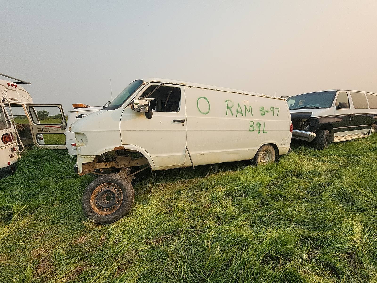 1997 Dodge RAM Van 2500